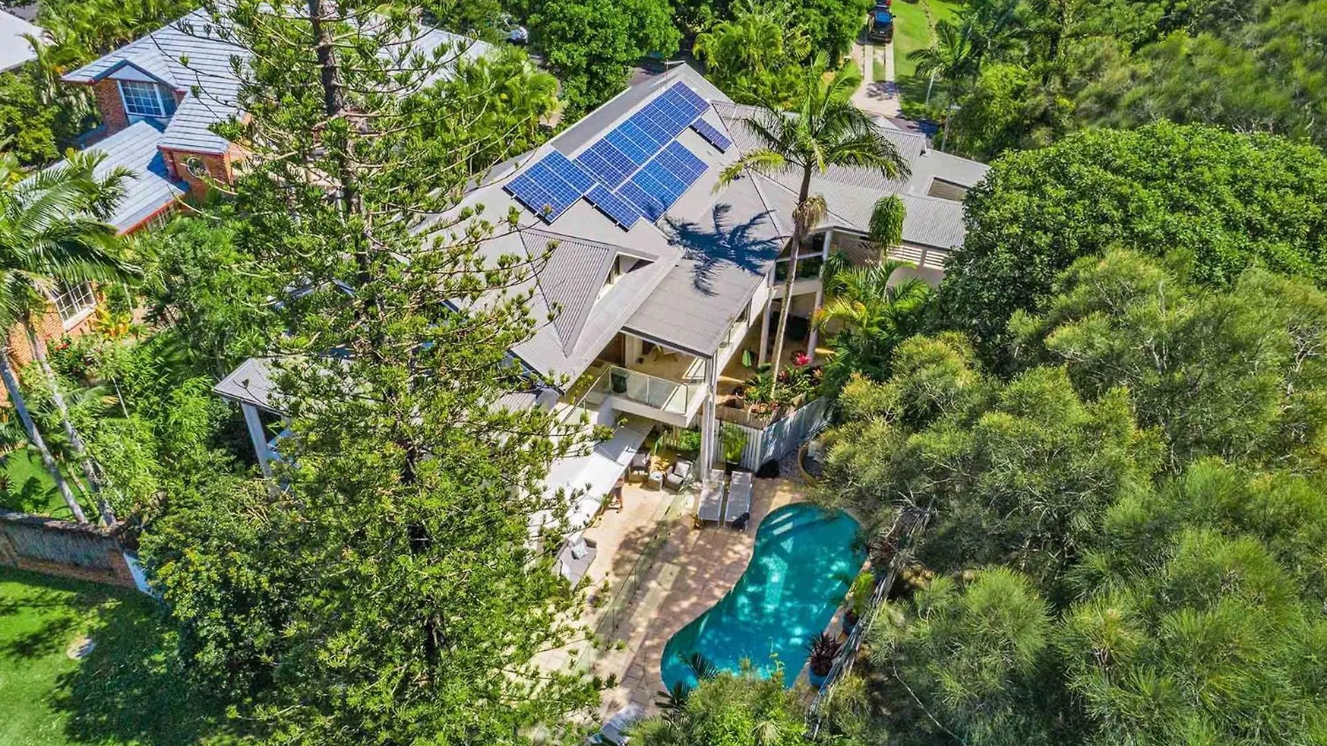 A Perfect Stay - Beachcomber Blue Byron Bay Villa